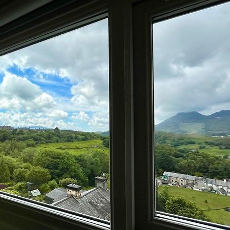 Hendre Villa Blaenau Ffestiniog Bagian luar foto