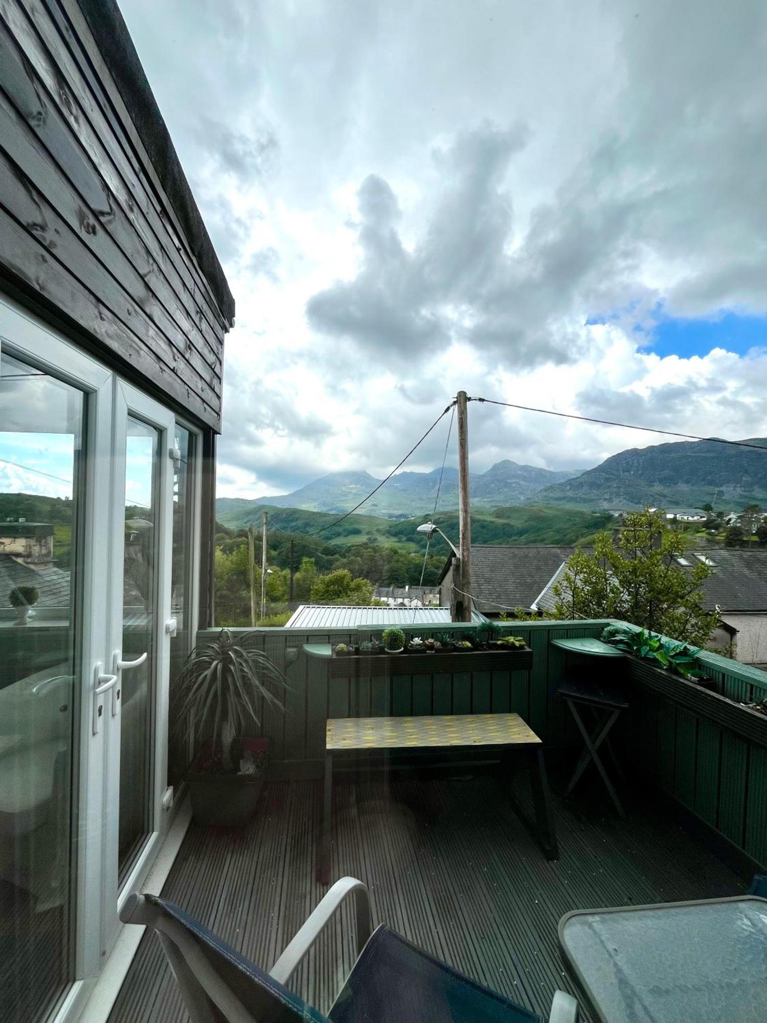 Hendre Villa Blaenau Ffestiniog Bagian luar foto